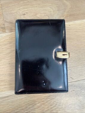Gucci Black Patent Leather address book with Gold-Tone Clasp